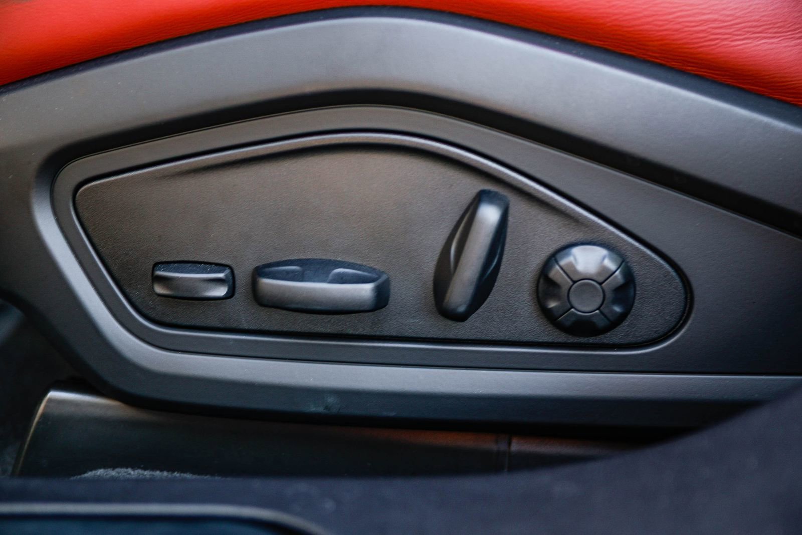 Used 2022 Audi e-tron GT Prestige w/ Prestige Package image 23