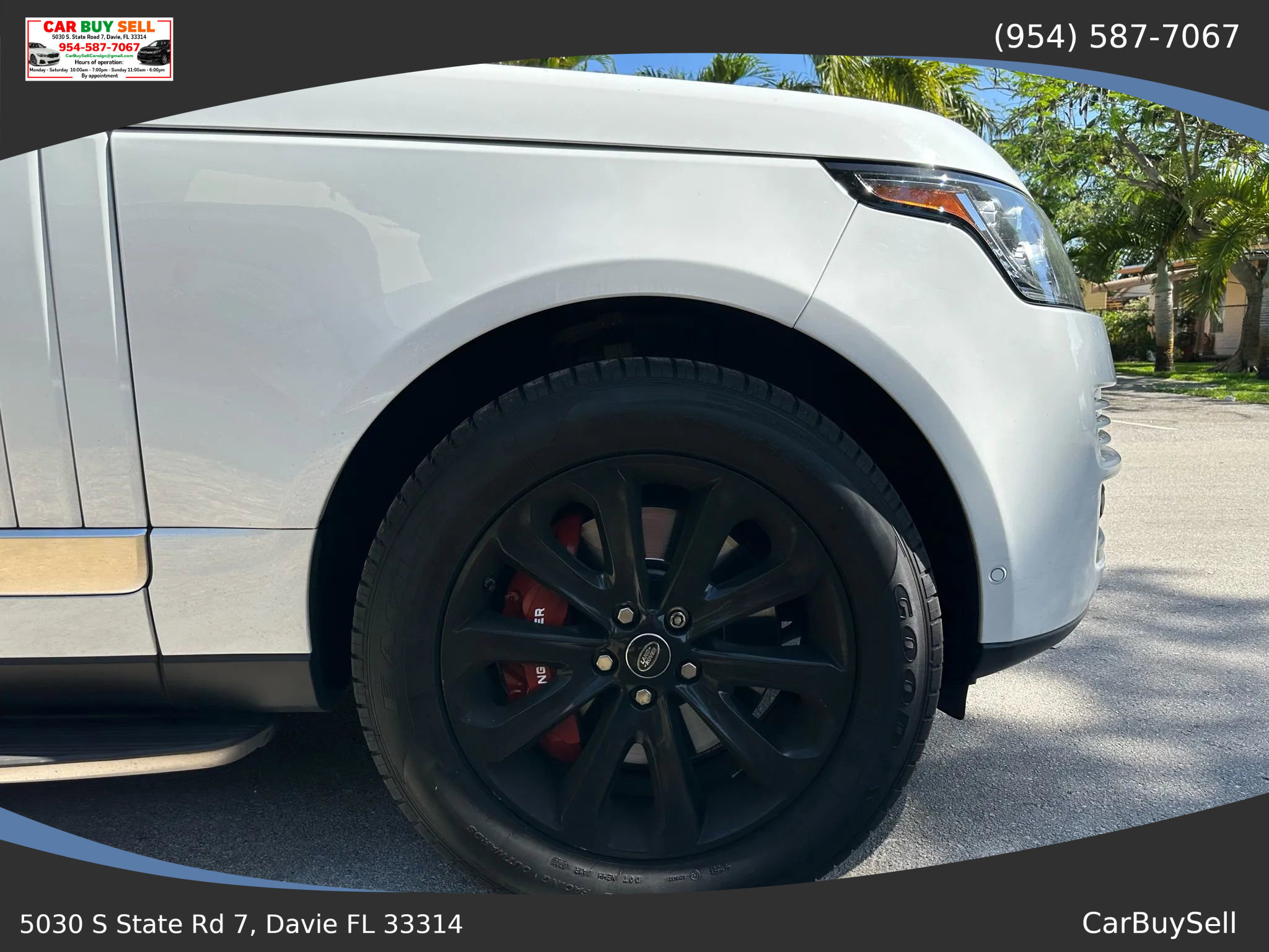 Used 2017 Land Rover Range Rover HSE image 35