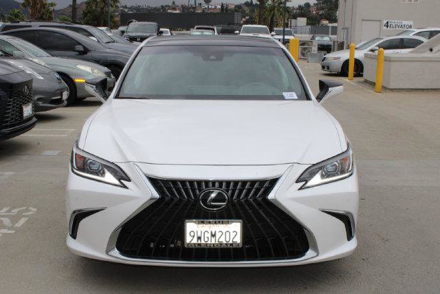 Certified 2025 Lexus ES 350 w/ Premium Package FWD image 2