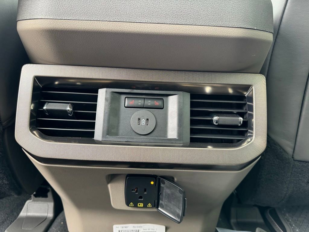 New 2026 Ford F350 Platinum w/ Platinum Plus Package image 24