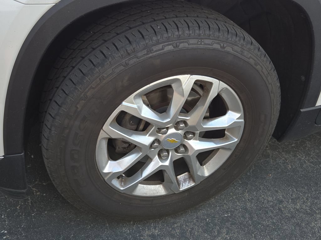 Used 2020 Chevrolet Traverse LT AWD/4WD image 4