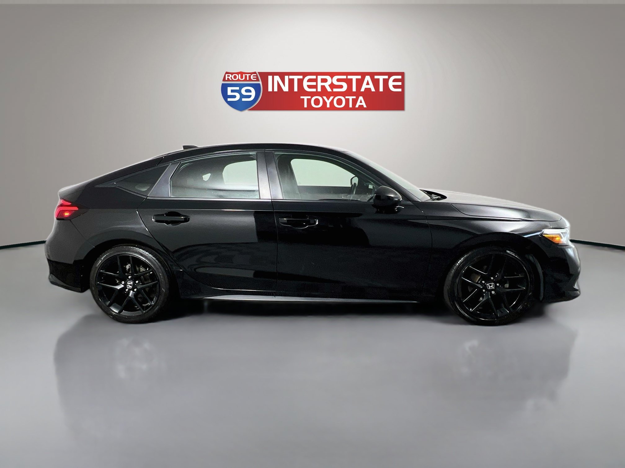 Used 2023 Honda Civic Sport image 8