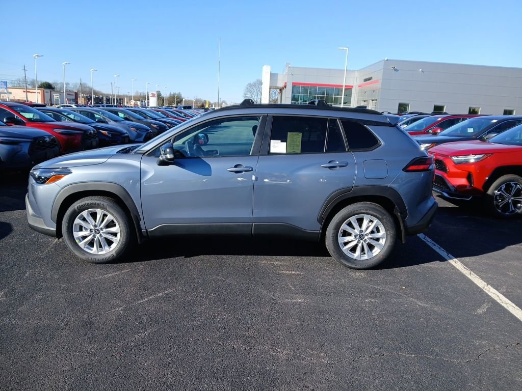 New 2026 Toyota Corolla Cross LE image 4