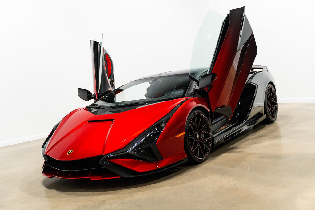 Used 2021 Lamborghini Sian Coupe AWD/4WD image 4