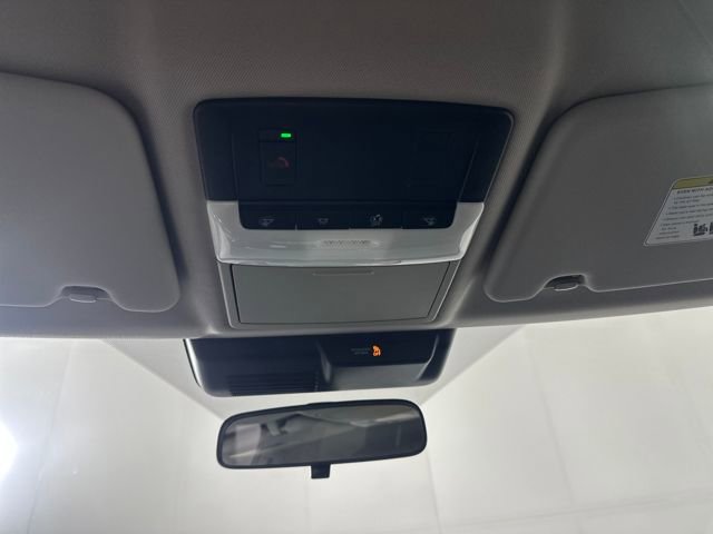 Used 2024 Mitsubishi Outlander SE Black Edition image 24