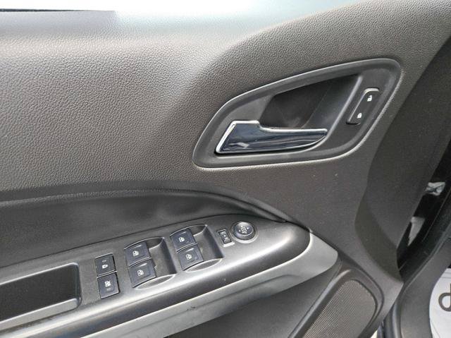 Used 2015 Chevrolet Colorado LT w/ LT Convenience Package RWD image 13