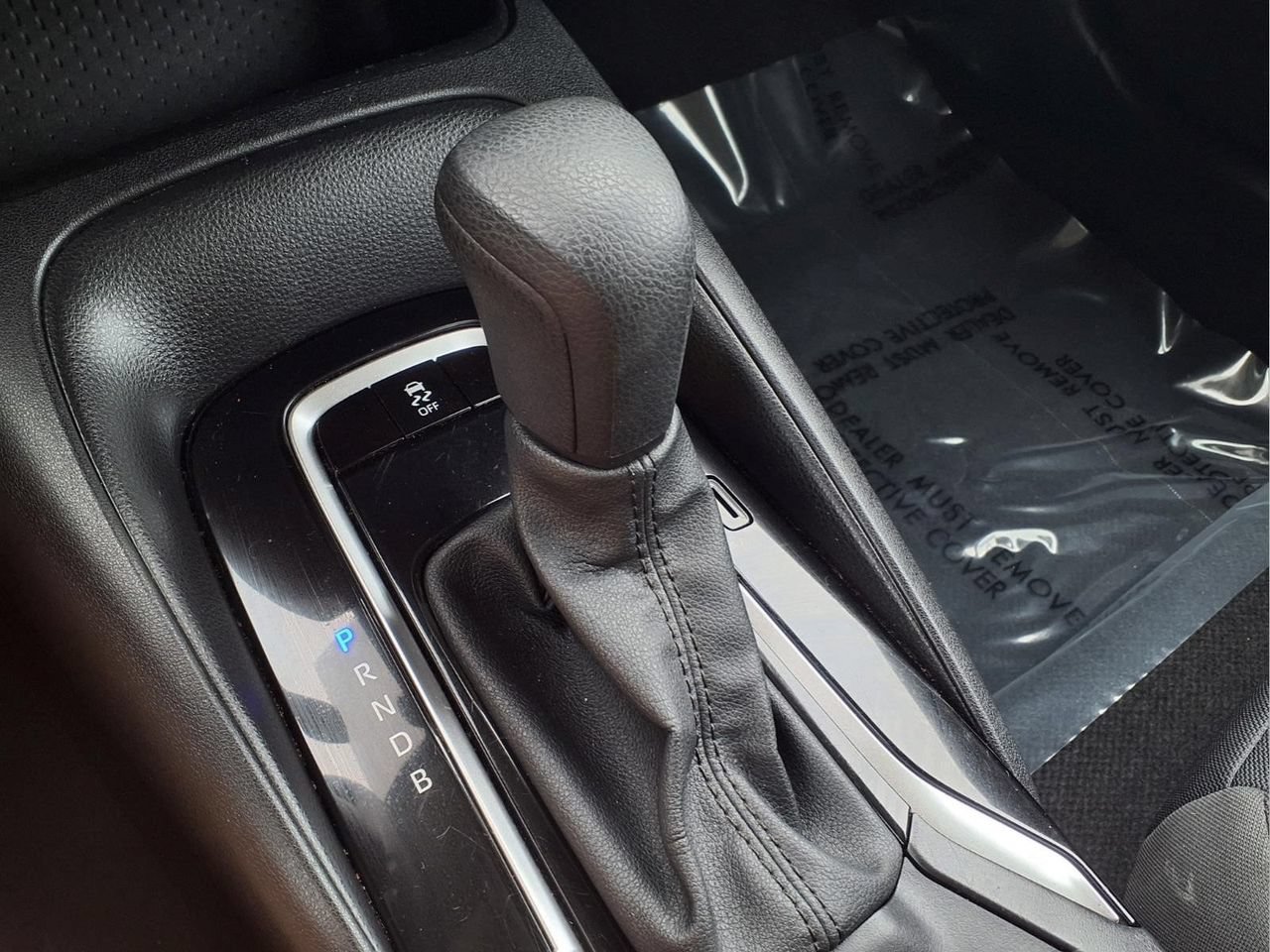 Used 2024 Toyota Corolla LE FWD image 18