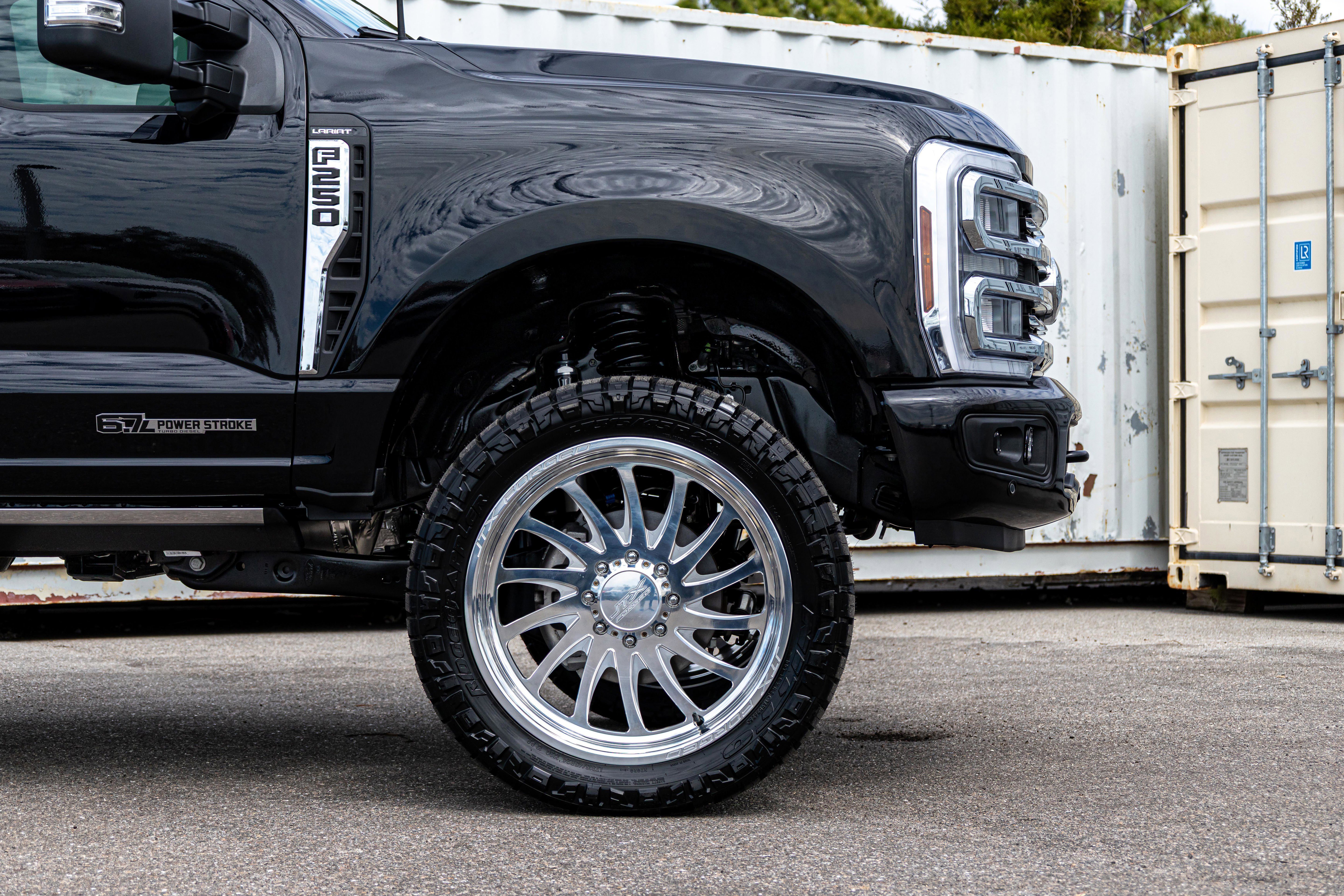 New 2025 Ford F250 Lariat w/ Lariat Ultimate Package AWD/4WD image 15