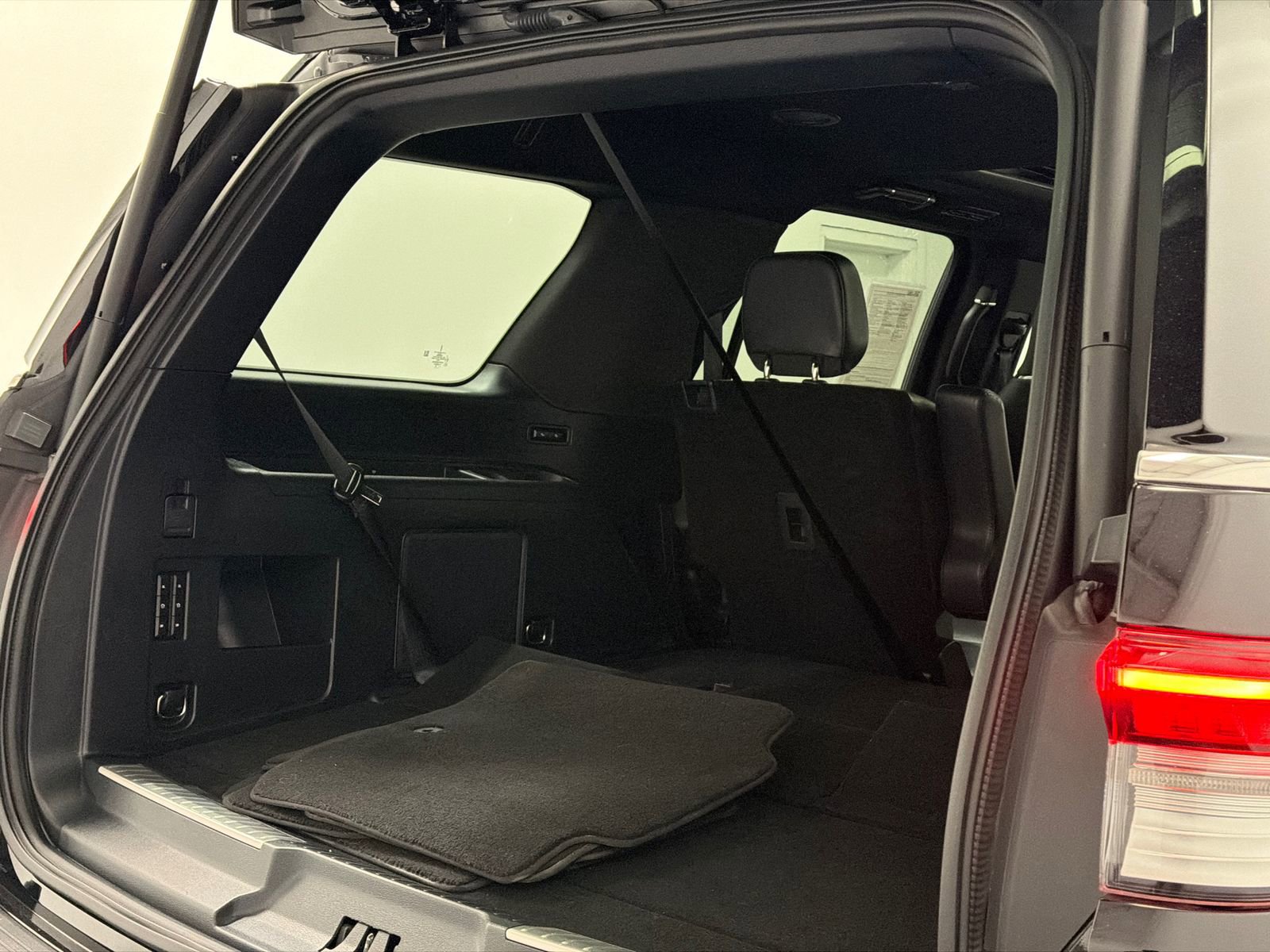 Certified 2022 Lincoln Navigator Reserve image 9