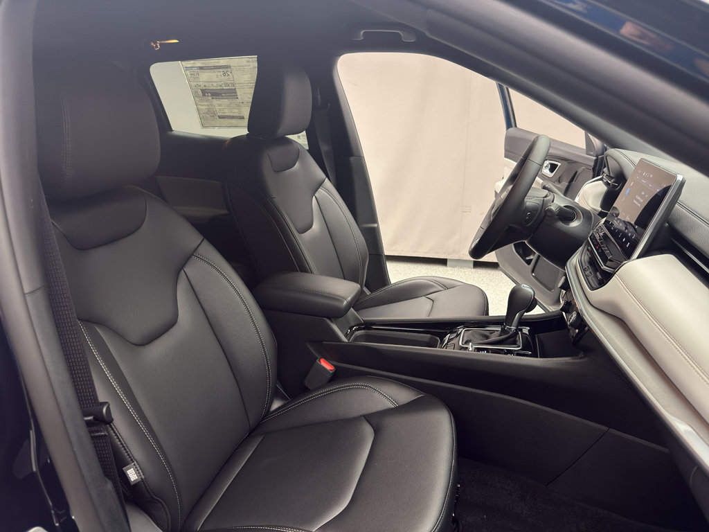 New 2026 Jeep Compass Limited AWD/4WD image 14