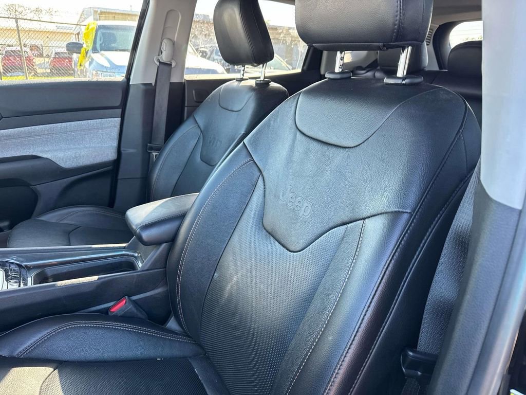 Used 2022 Jeep Compass Latitude w/ Sun and Sound Group image 8