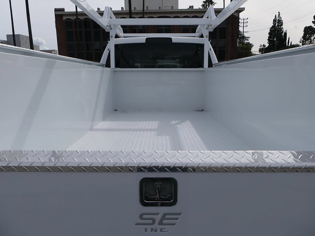 New 2026 RAM 5500 Tradesman w/ Chrome Appearance Group AWD/4WD image 6