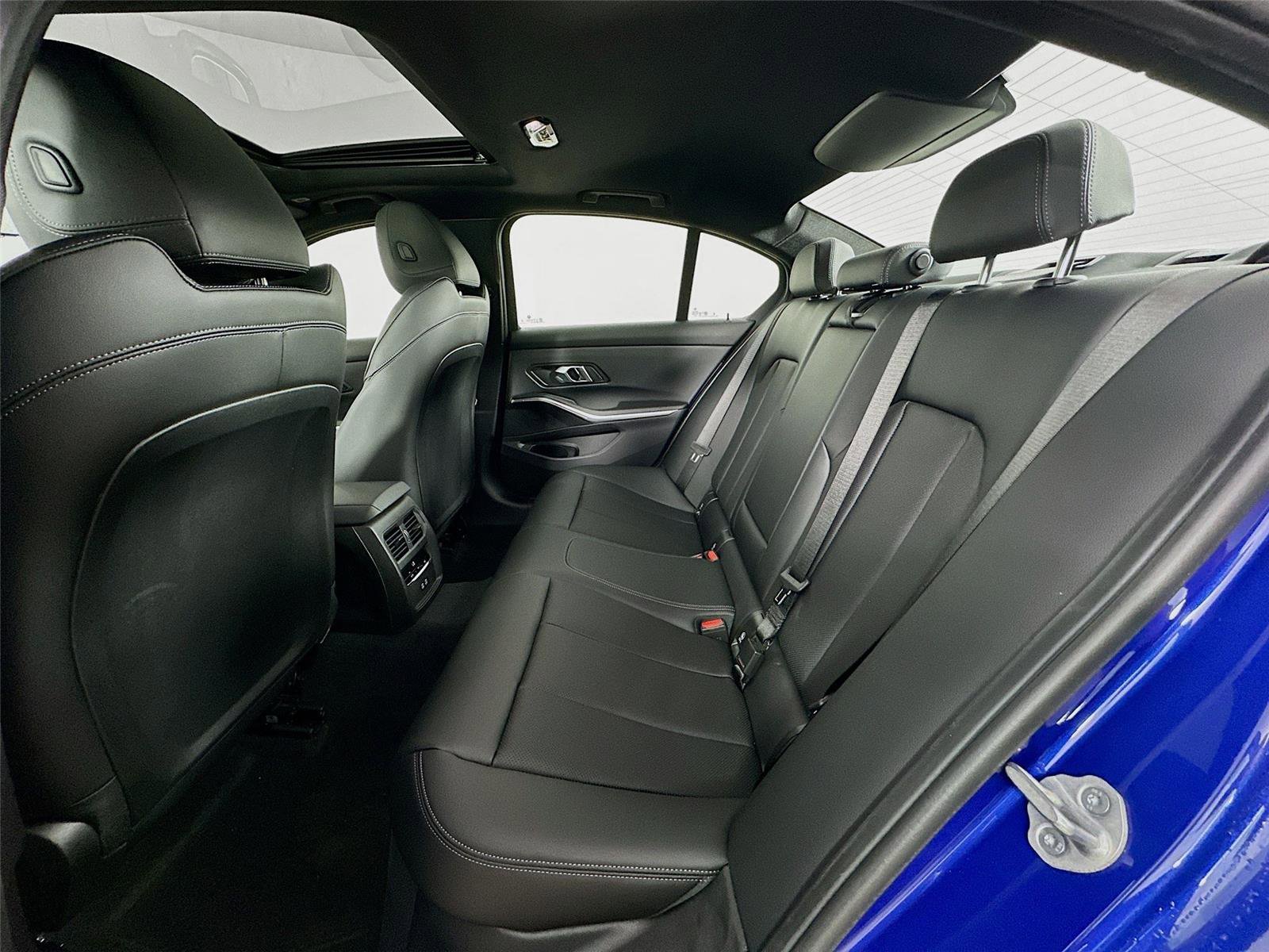 New 2026 BMW 330i xDrive Sedan w/ M Sport Package image 25