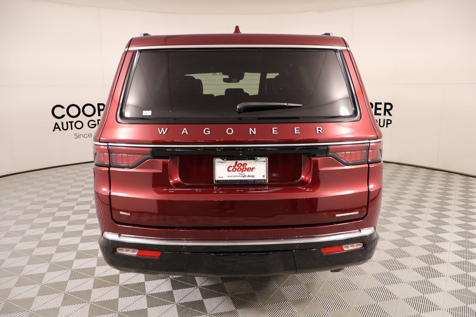 Used 2022 Jeep Wagoneer Series III RWD image 23