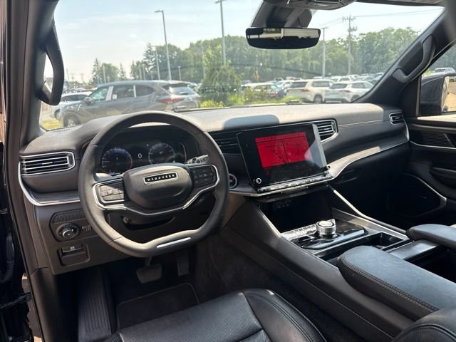 Used 2024 Jeep Wagoneer Series II AWD/4WD image 26