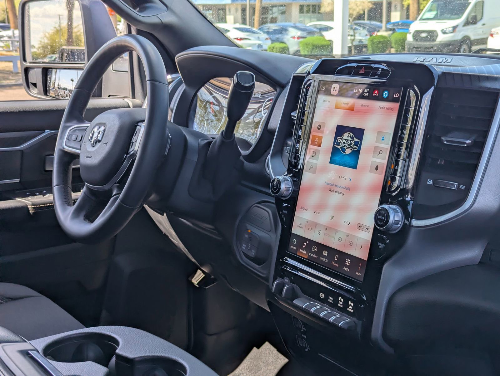 Used 2025 RAM 3500 Big Horn image 12