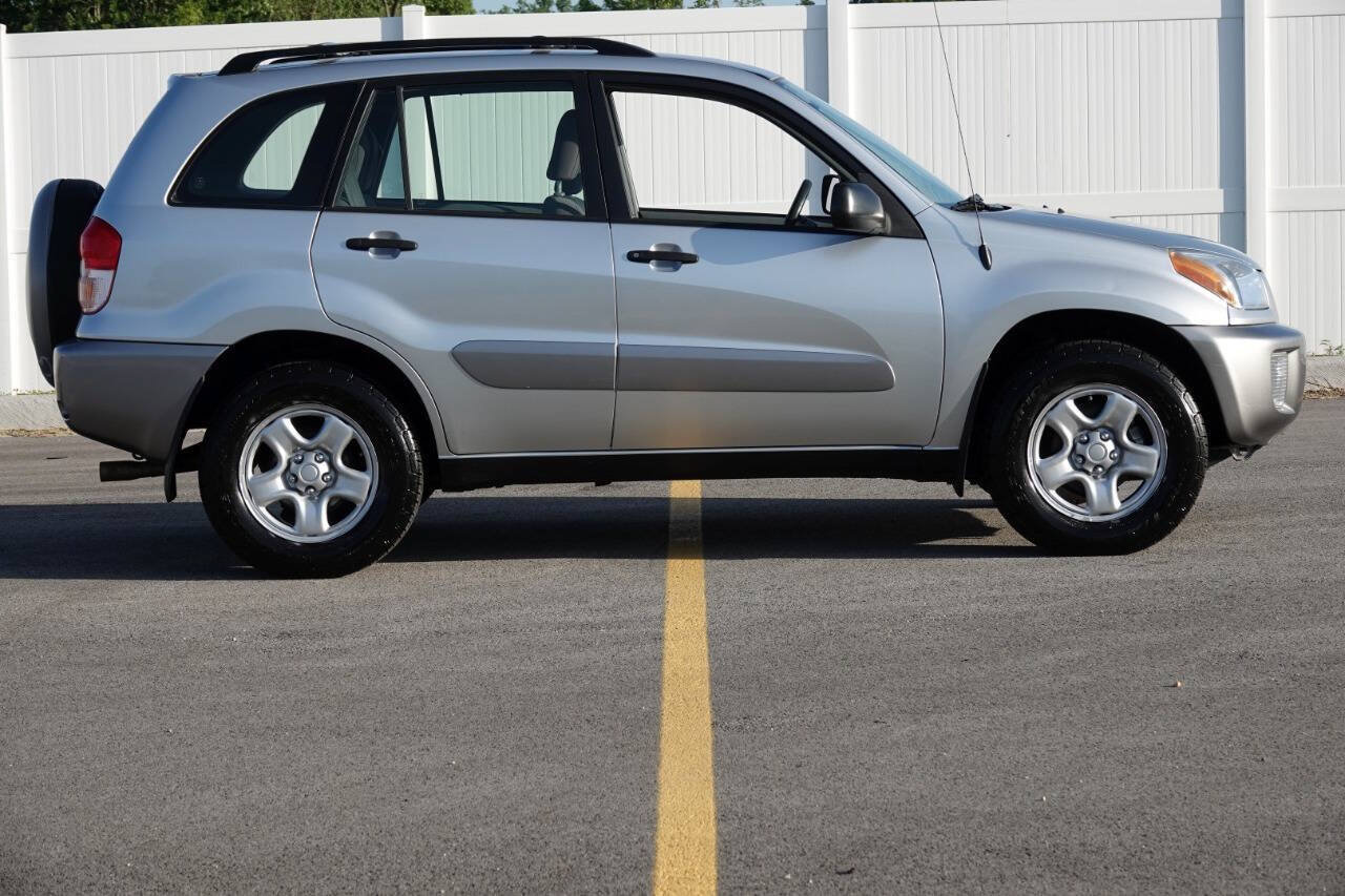 Used 2003 Toyota RAV4 4WD image 27