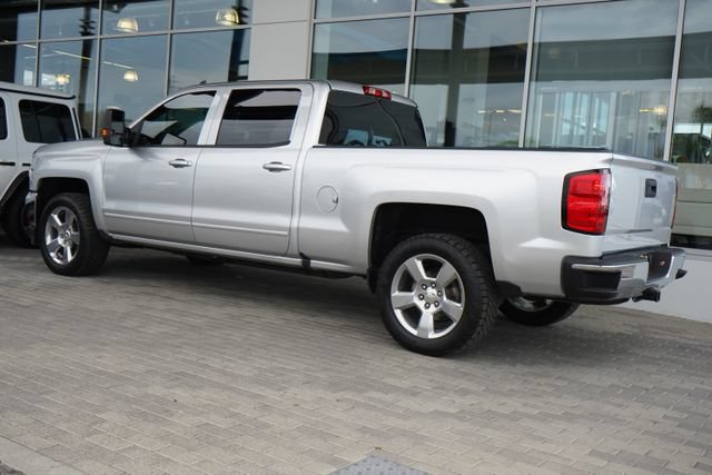 Used 2018 Chevrolet Silverado 1500 LT w/ Max Trailering Package AWD/4WD image 6