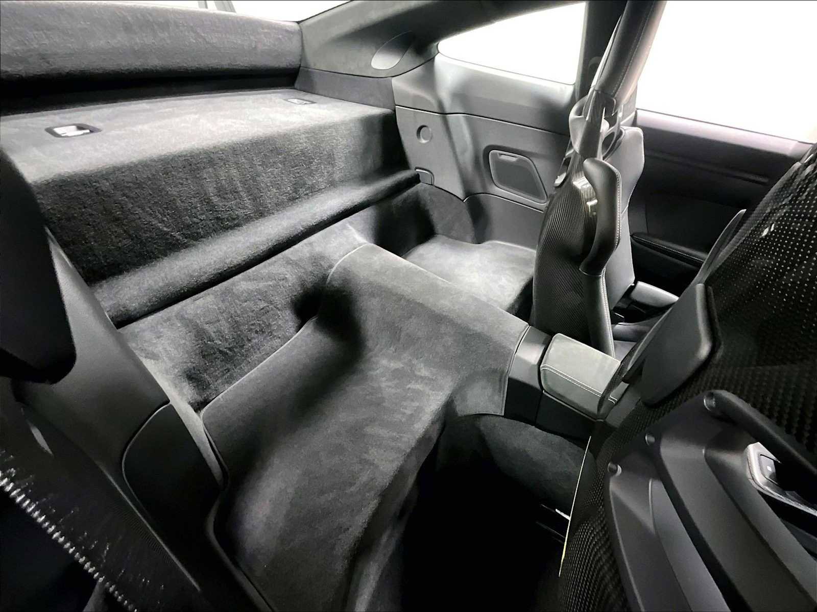 Used 2025 Porsche 911 GT3 RS image 29