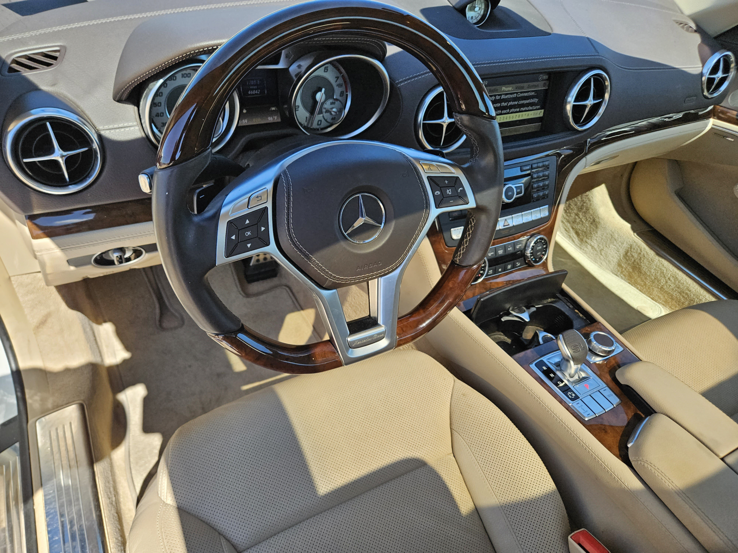Used 2013 Mercedes-Benz SL 550 image 17