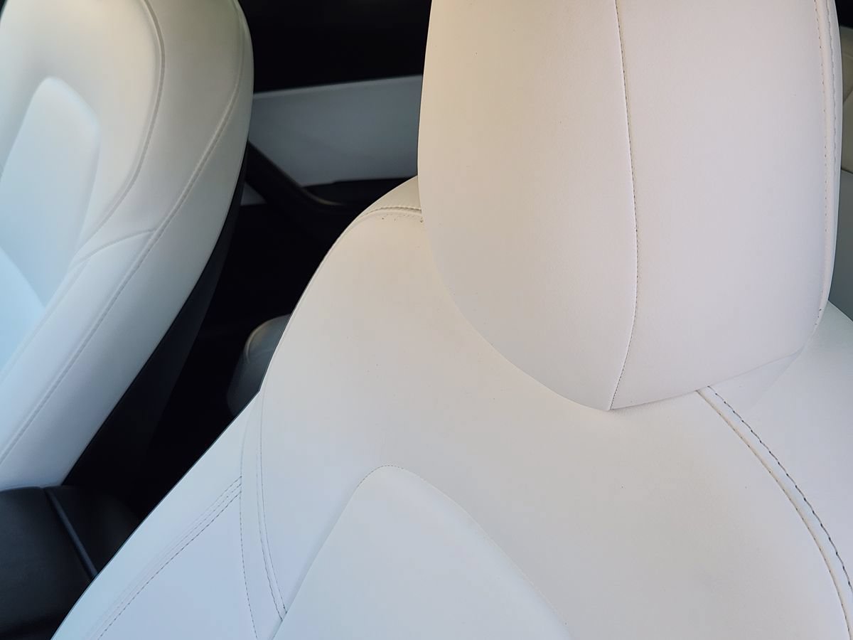 Used 2022 Tesla Model Y Performance AWD/4WD image 34