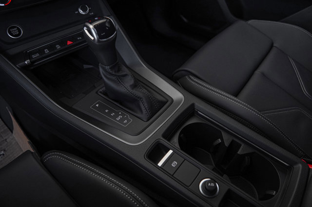 Certified 2025 Audi Q3 2.0T Premium w/ Convenience Package image 11