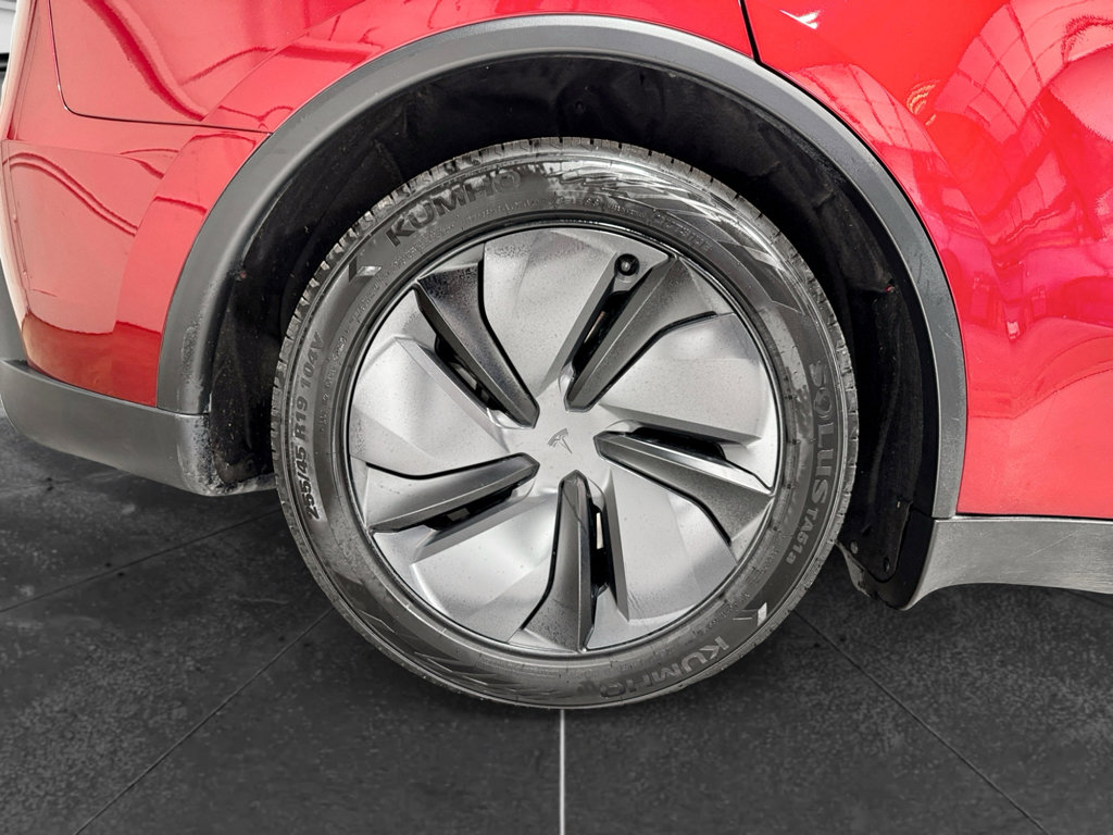 Used 2026 Tesla Model Y Long Range AWD/4WD image 35