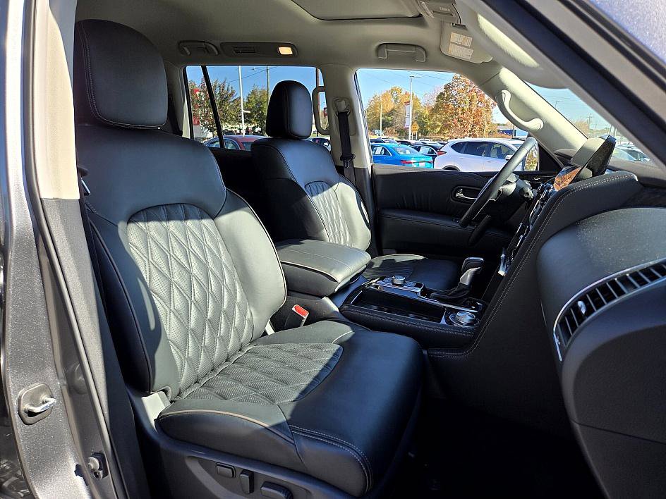Used 2024 Nissan Armada Platinum w/ Captain's Chairs Package image 14