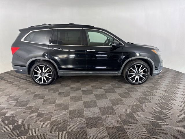 Used 2019 Honda Pilot Touring image 6