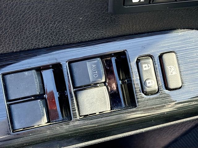 Used 2017 Toyota RAV4 Limited image 24