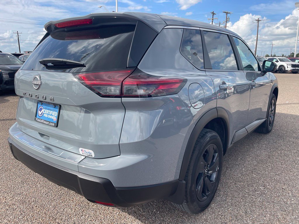 Certified 2026 Nissan Rogue SV FWD image 3