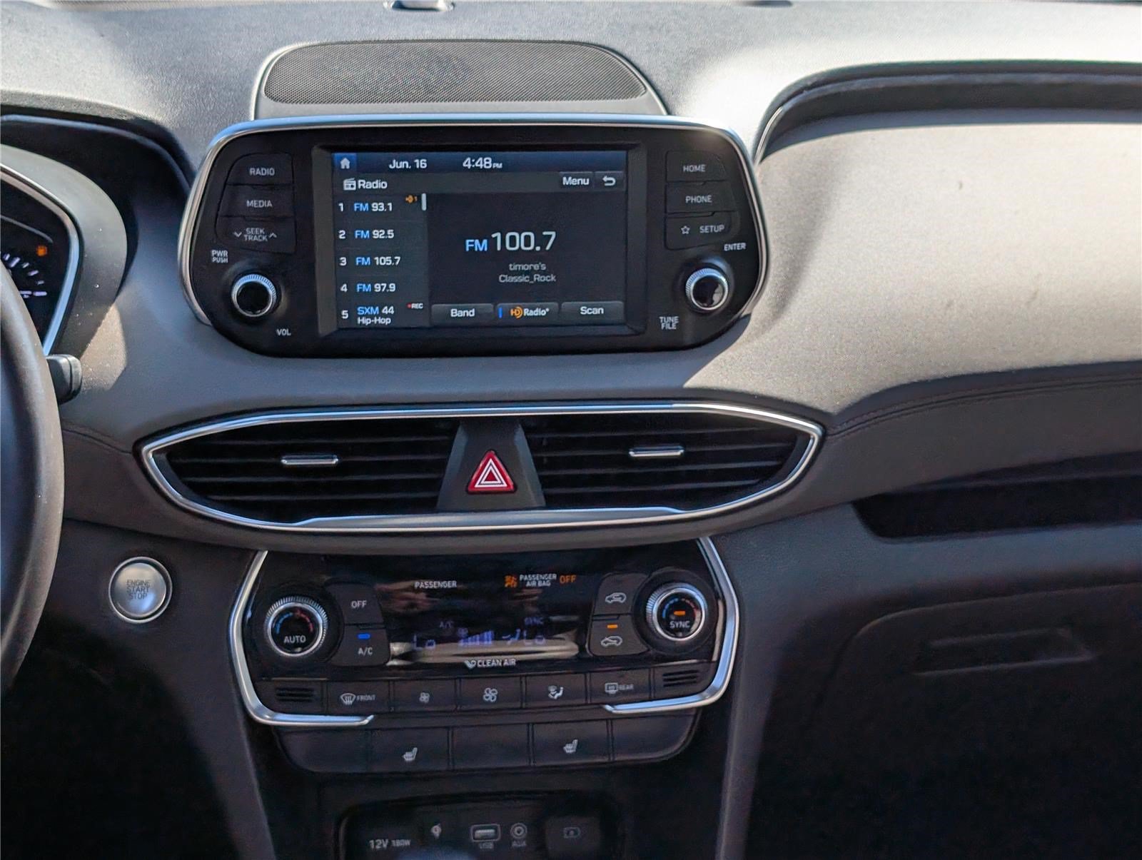 Used 2020 Hyundai Santa Fe SEL AWD/4WD image 17