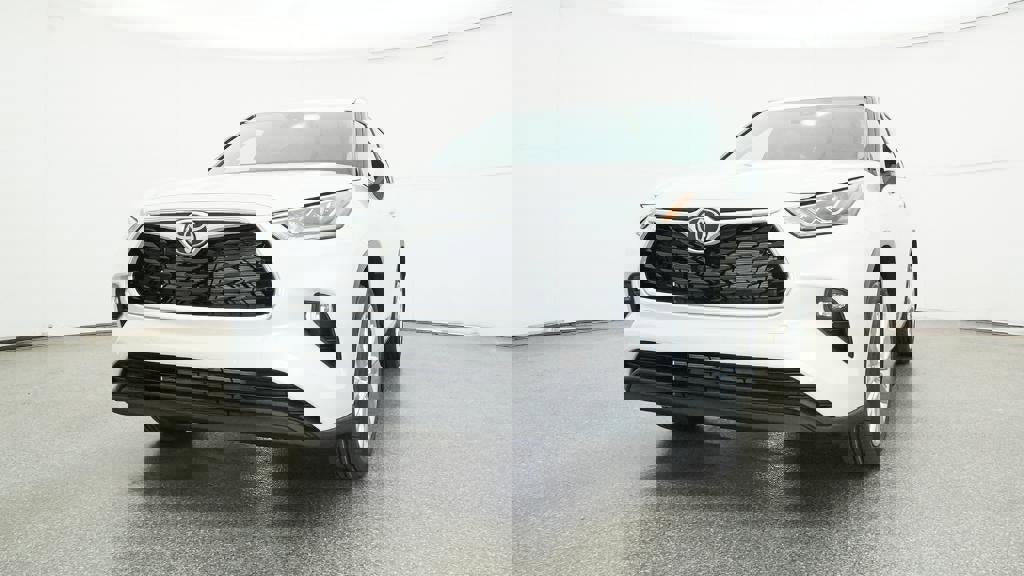 New 2026 Toyota Highlander Limited AWD/4WD image 32