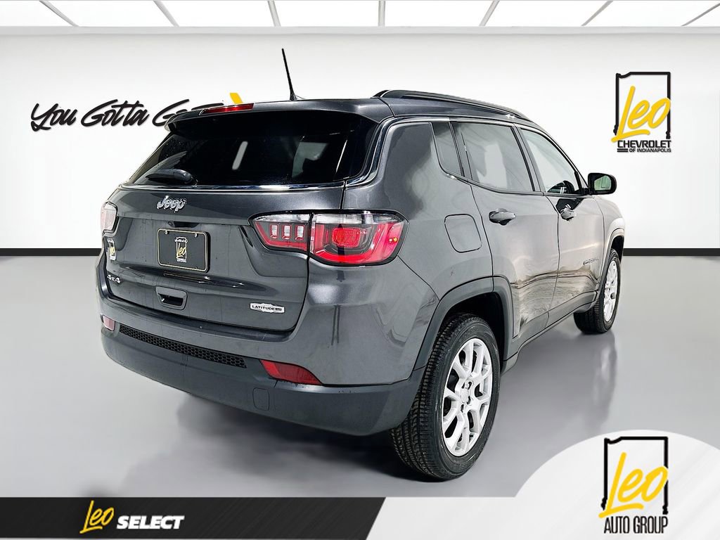 Used 2023 Jeep Compass Latitude image 5