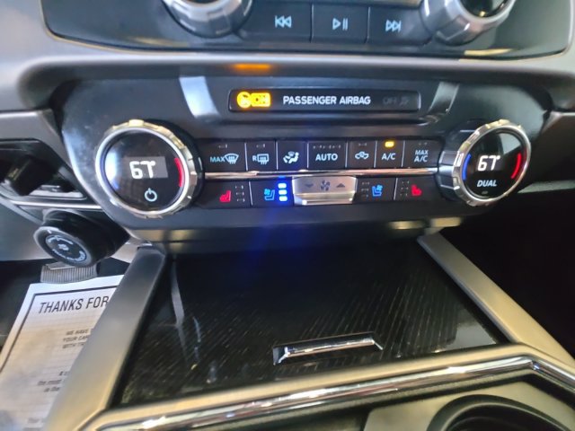 Used 2022 Ford F350 Platinum w/ Tremor Off-Road Package AWD/4WD image 17