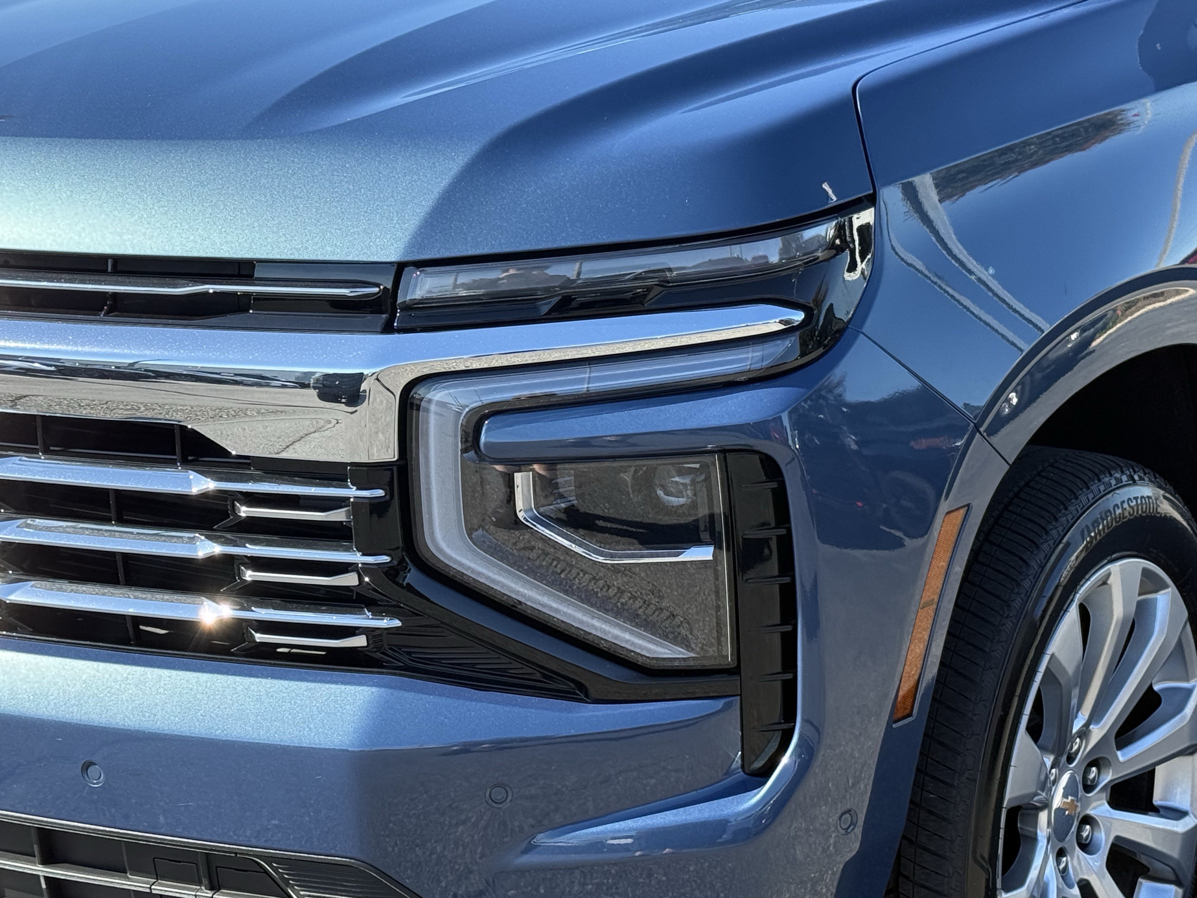 Used 2025 Chevrolet Tahoe Premier AWD/4WD image 6