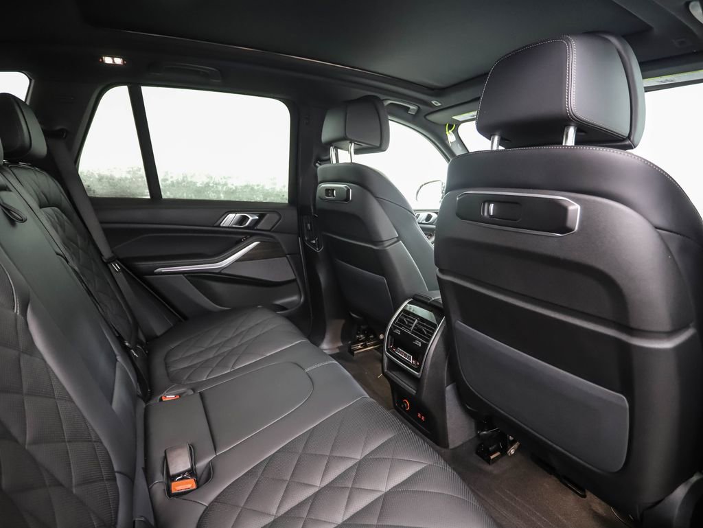 Certified 2025 BMW X5 xDrive50e image 26