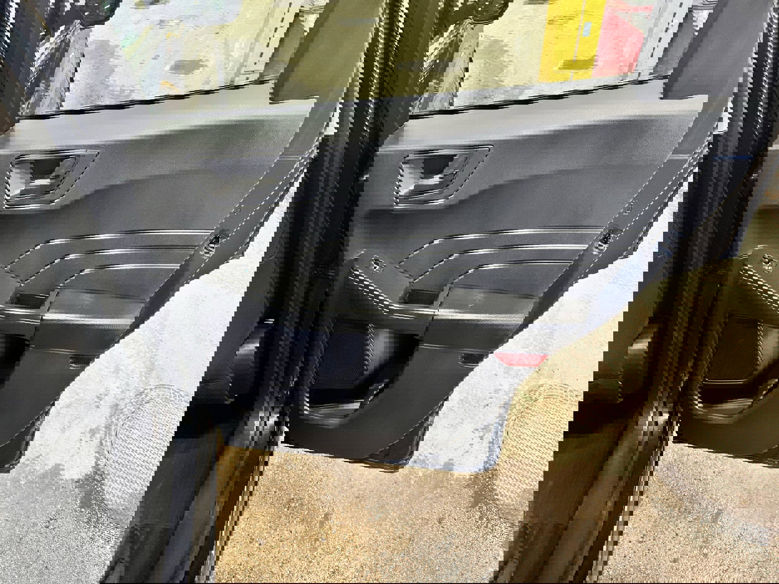 Used 2022 Ford Escape SE w/ Cold Weather Package image 16