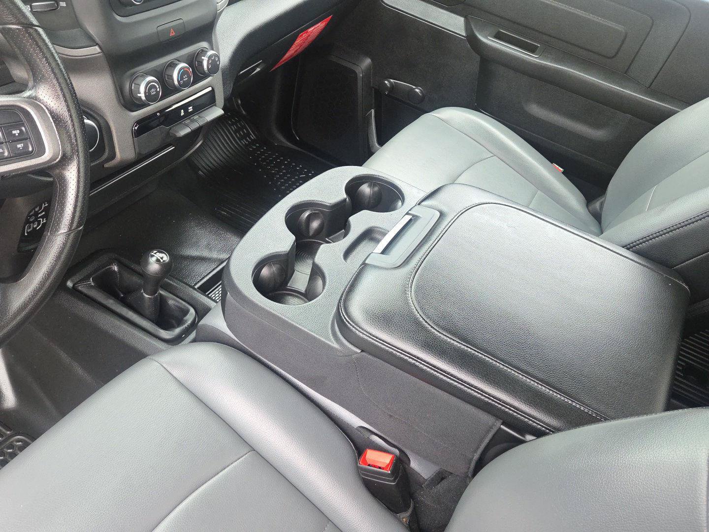 Used 2022 RAM 3500 Tradesman AWD/4WD image 17