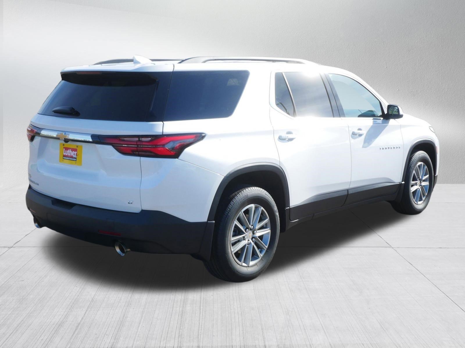 Used 2023 Chevrolet Traverse LT AWD/4WD image 7