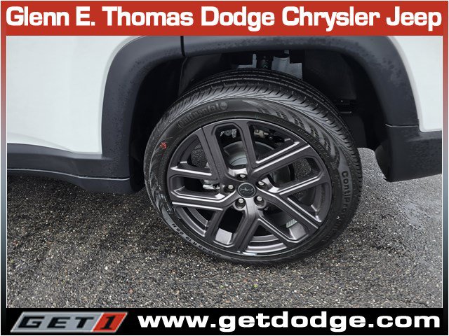 New 2026 Jeep Compass Latitude AWD/4WD image 7