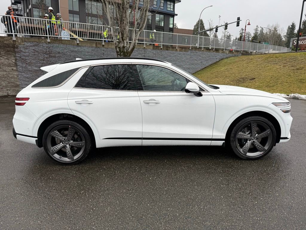 Used 2025 Genesis GV70 3.5T Sport w/ Sport Prestige Package image 4