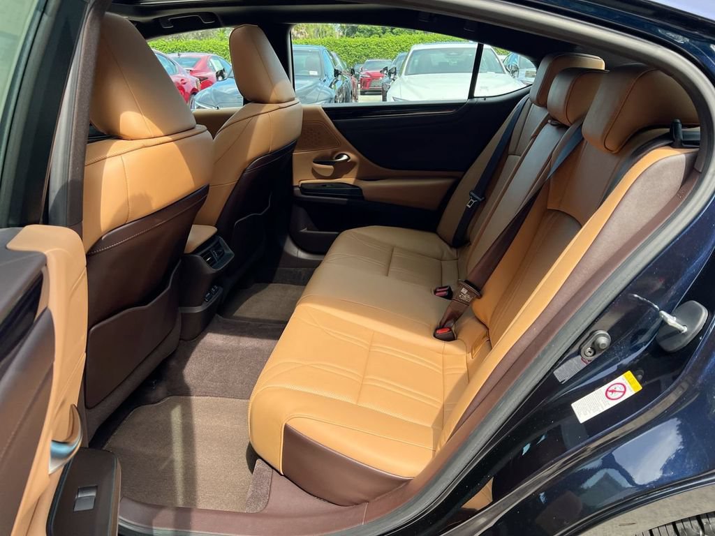Used 2019 Lexus ES 350 w/ Accessory Package 2 FWD image 20