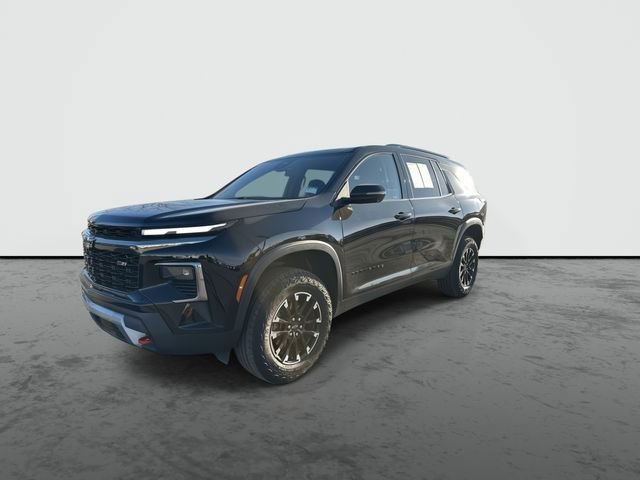 Used 2024 Chevrolet Traverse Z71 image 4