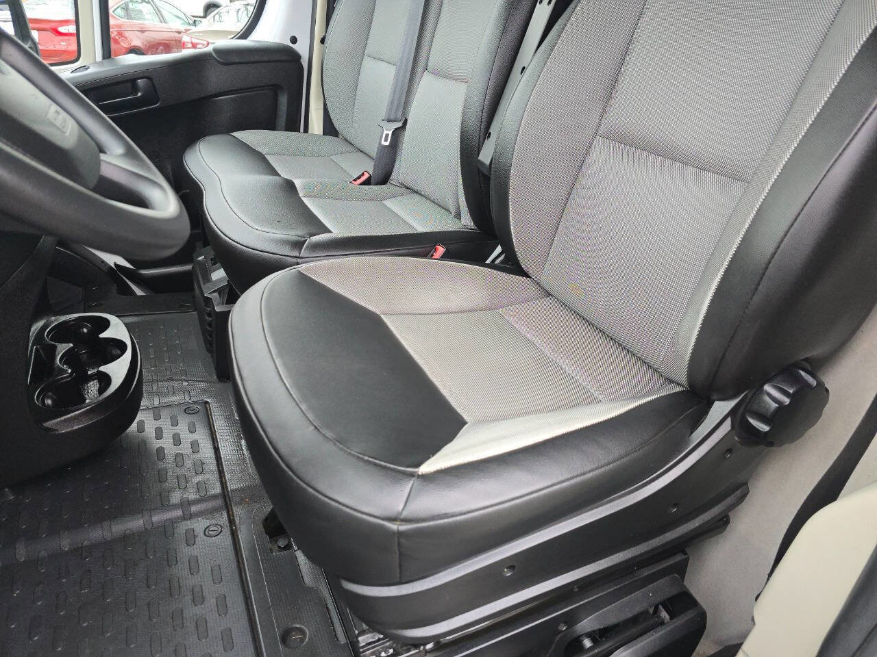 Used 2021 RAM ProMaster 1500 image 22