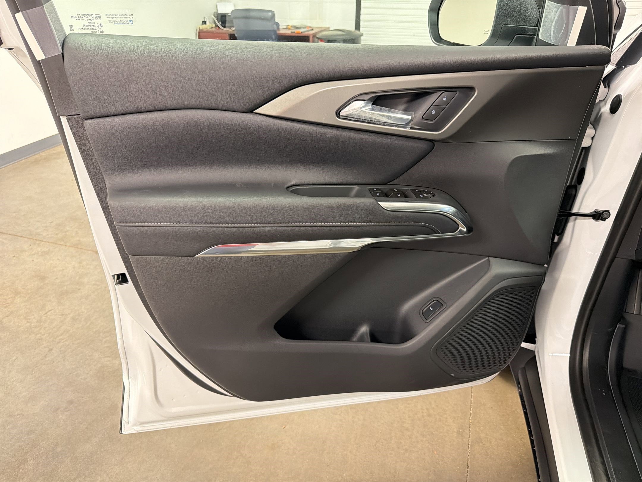 New 2026 Chevrolet Traverse LT w/ Sun and Wheel Package image 20