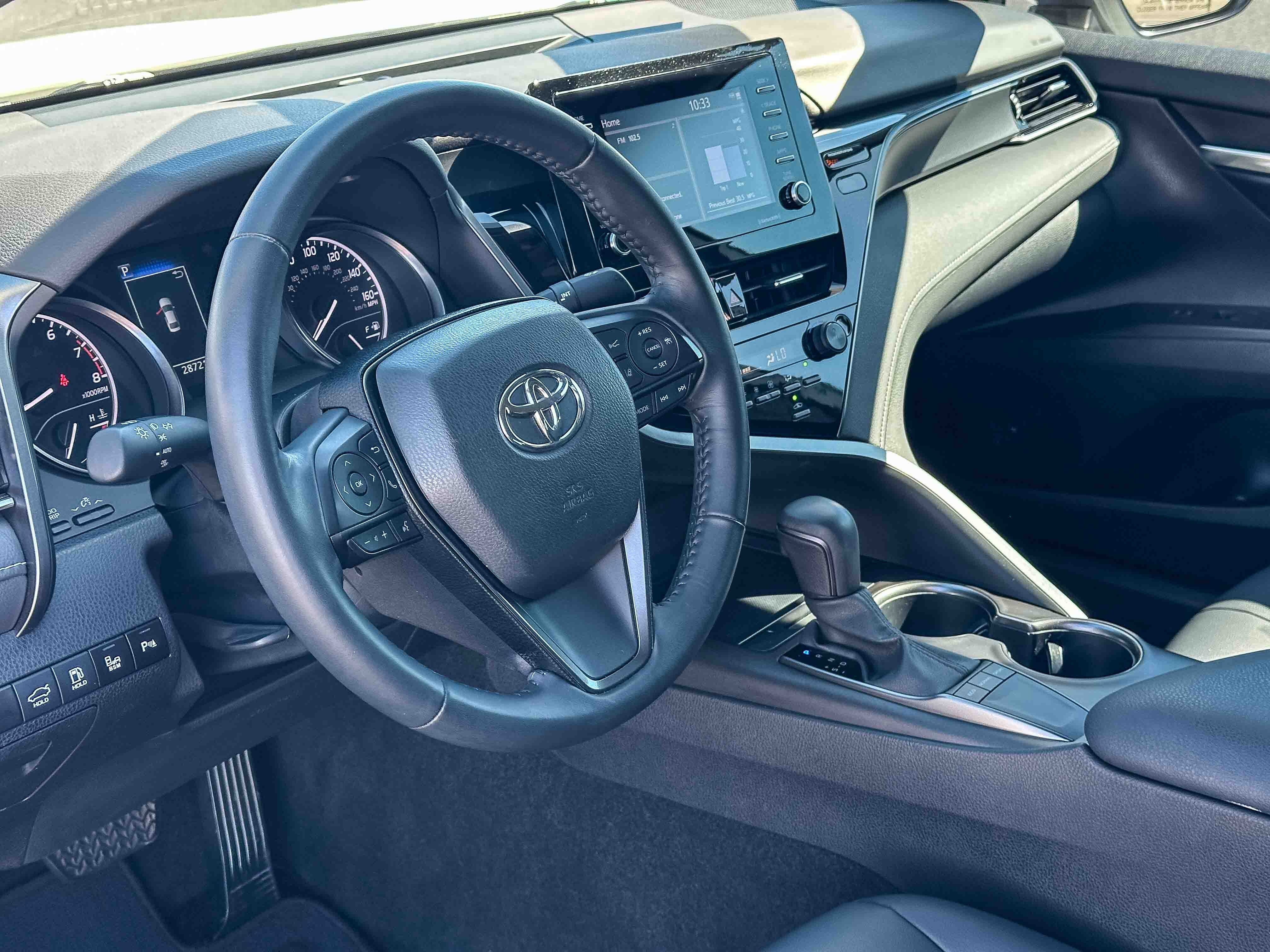 Used 2023 Toyota Camry SE image 12