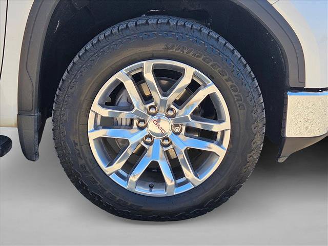 Used 2021 GMC Sierra 1500 SLT w/ SLT Premium Plus Package AWD/4WD image 22