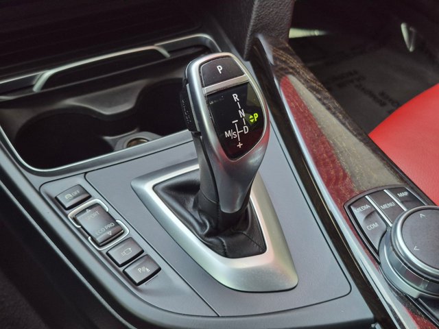 Used 2017 BMW 340i Sedan RWD image 12
