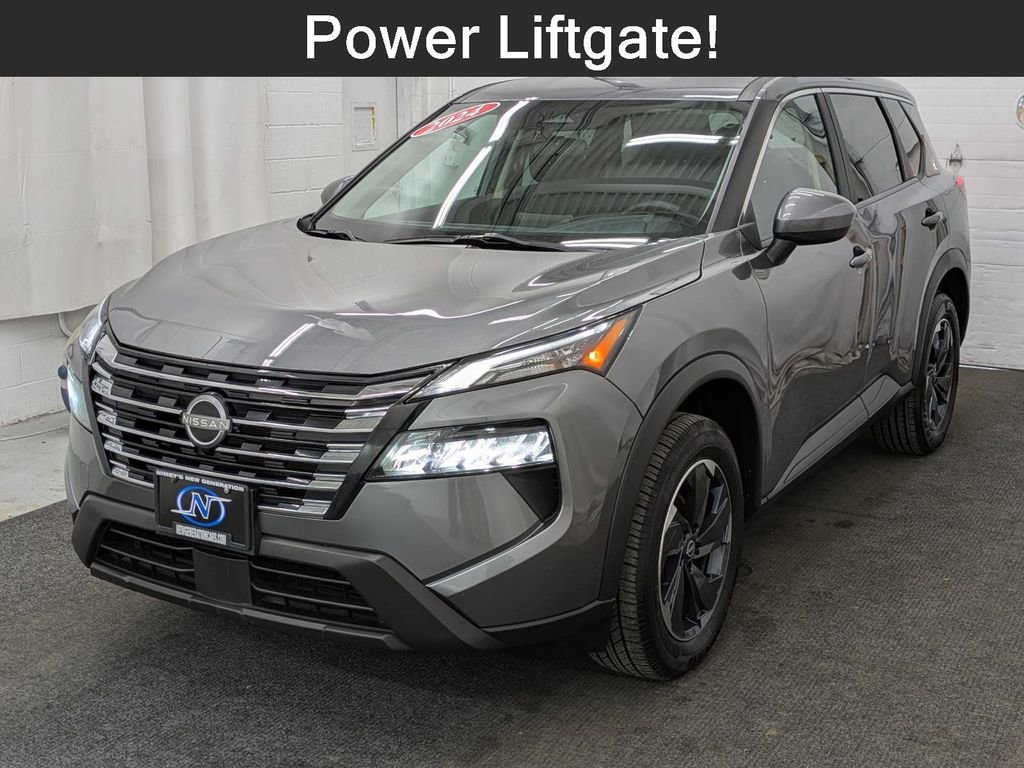 Used 2024 Nissan Rogue SV image 1